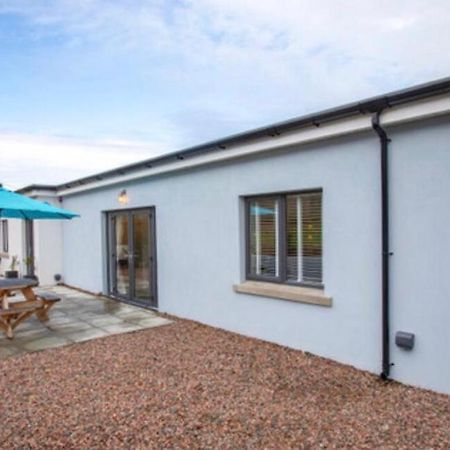 Josies Place At Waters Edge Self Catering Apartment Glenarm Eksteriør billede