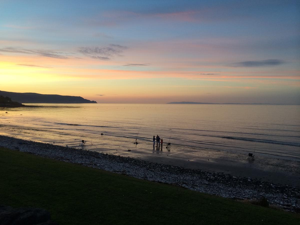 Josies Place At Waters Edge Self Catering Apartment Glenarm Eksteriør billede